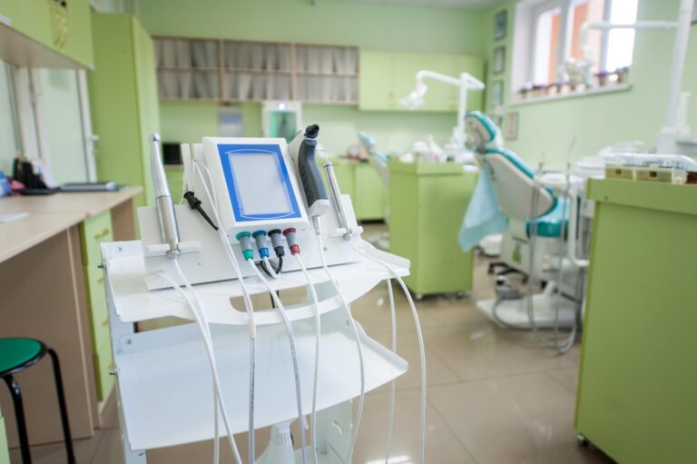 Kiedy lekarz może odmówić leczenia stomatologicznego